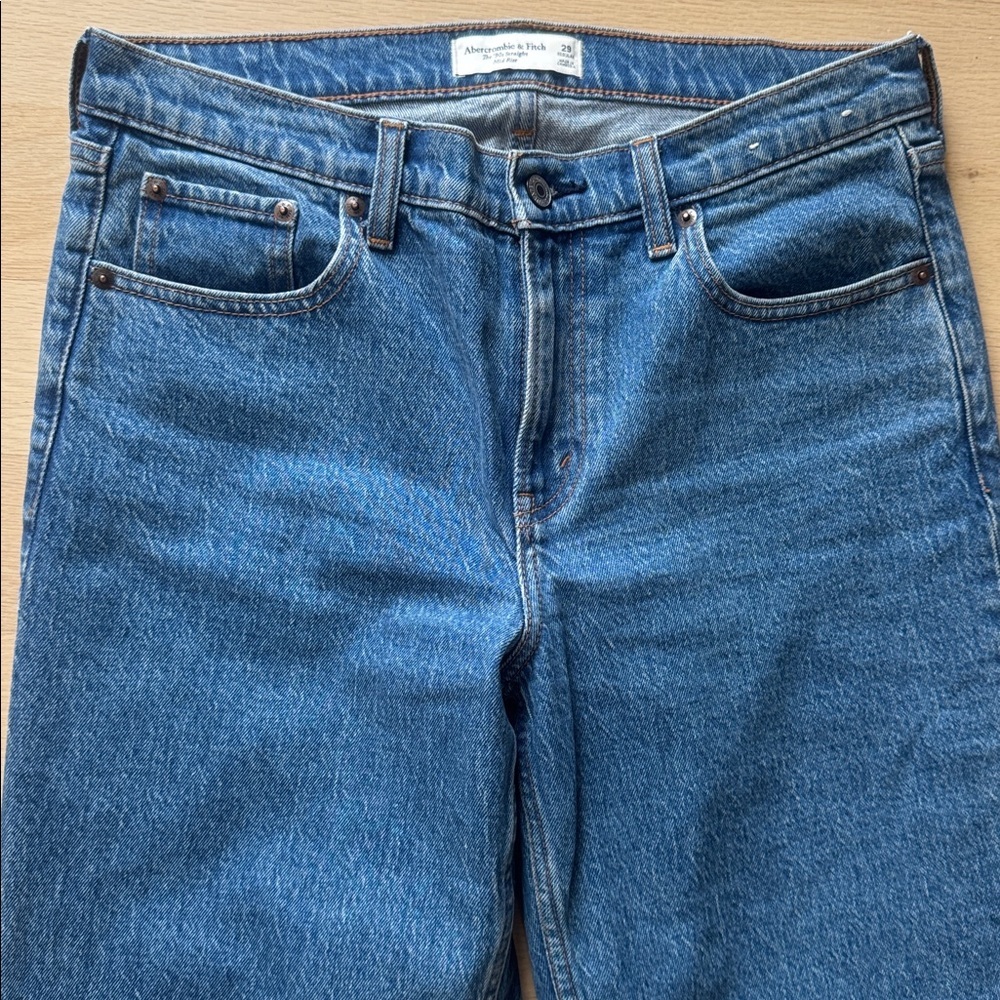 Abercrombie & Fitch The 90’s Straight Mid Rise Light Blue Denim Jeans 29 R - Picture 2 of 6